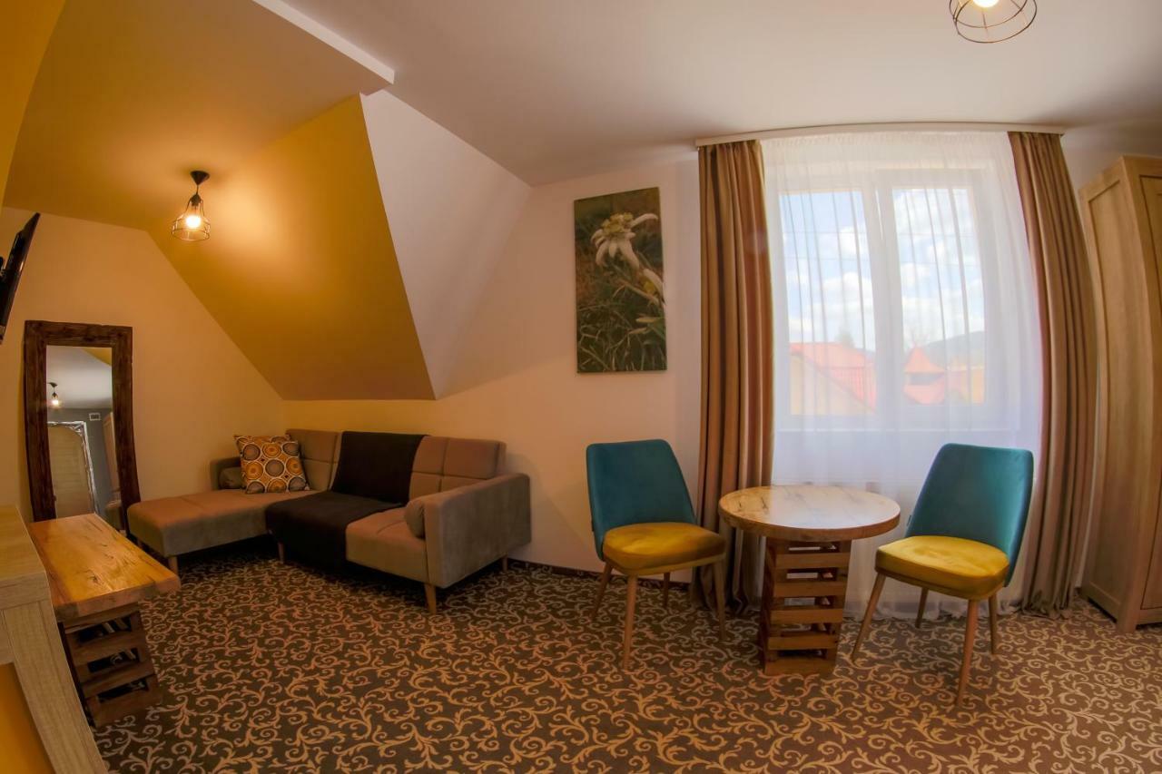 Residence Rooms Bucovina Câmpulung Moldovenesc Eksteriør bilde