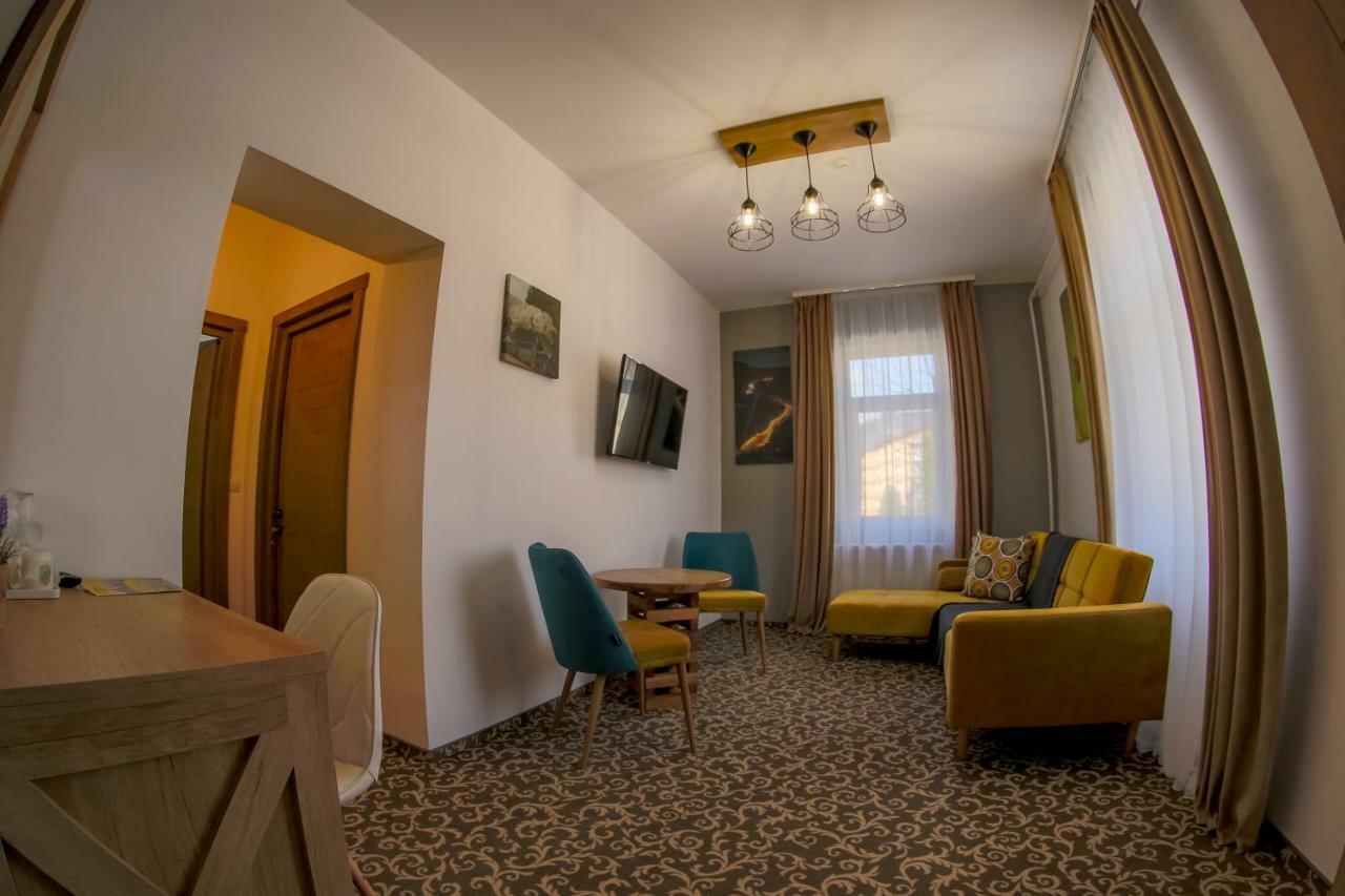 Residence Rooms Bucovina Câmpulung Moldovenesc Eksteriør bilde